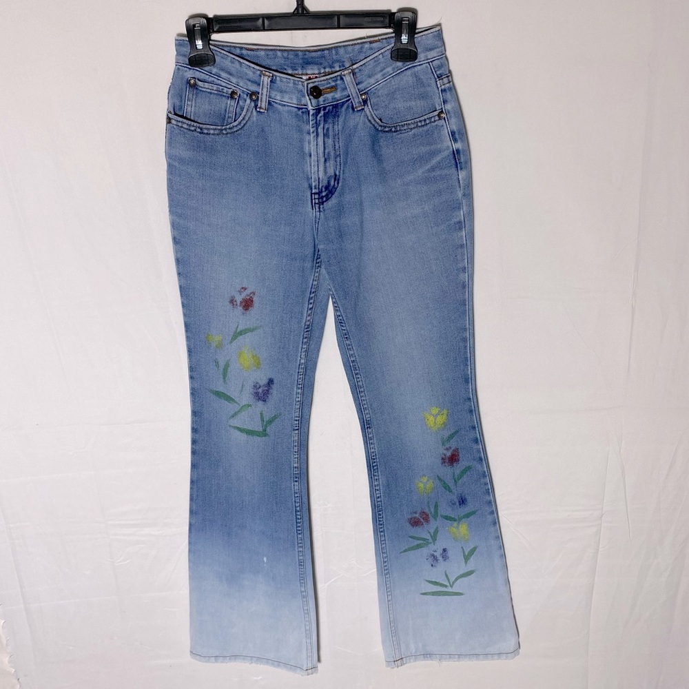 Vintage Relaxed Mid Rise Bleach Dip Ombre Hand Painted Flower Flare Leg Jeans 26